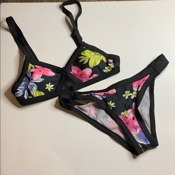 Other - Women’s 2 piece bikini